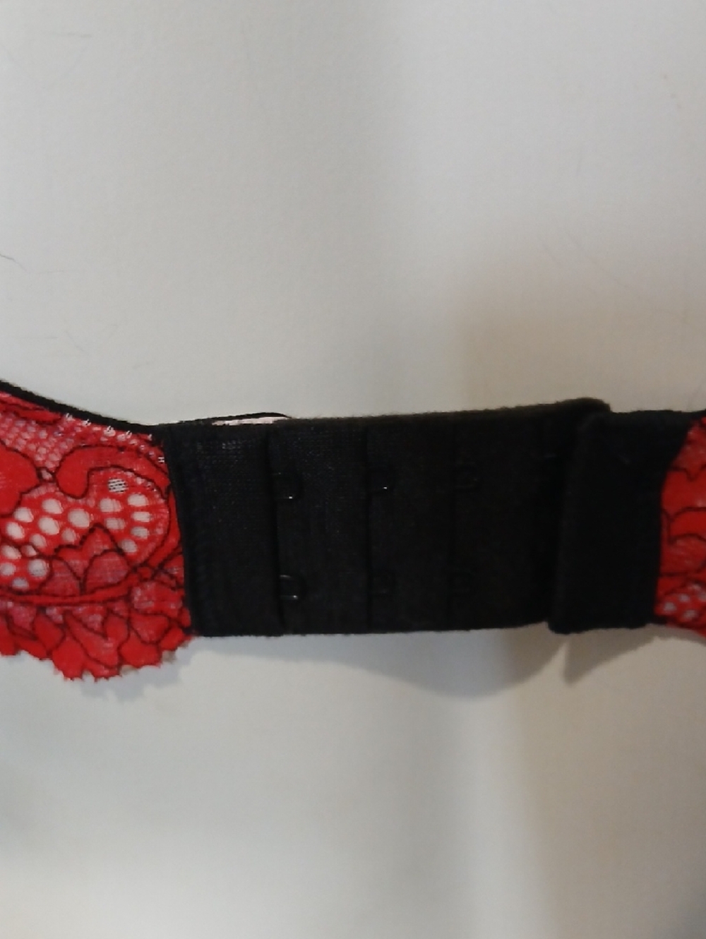 Victoria's Secret Pink, Red, & Black Sexy Dream Angels Lined Demi Faux Lace Bra - Picture 8 of 16